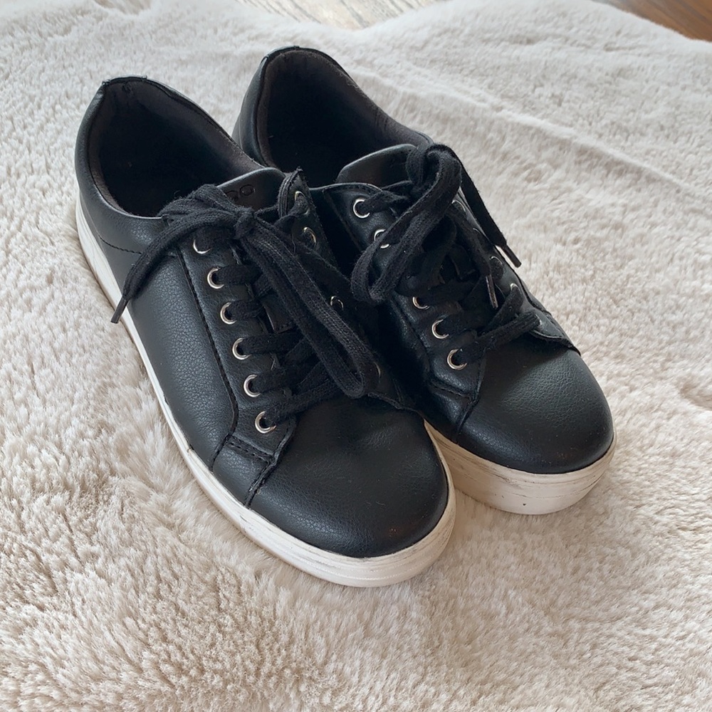 Aldo sneakers